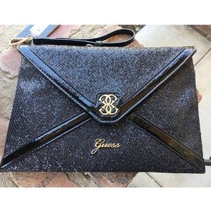 New with tags! Black Guess Clutch Wristlet